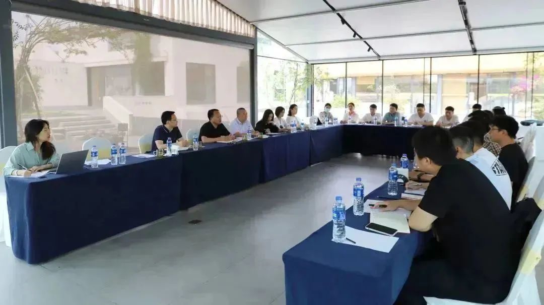 【調(diào)研進(jìn)行時(shí)】廣納群言 廣集民智  公司黨委副書記、總經(jīng)理徐文忠與公司青年代表開展專題調(diào)研座談